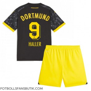 Borussia Dortmund Sebastien Haller #9 Replika Bortatröja Barn 2023-24 Kortärmad (+ Korta byxor)